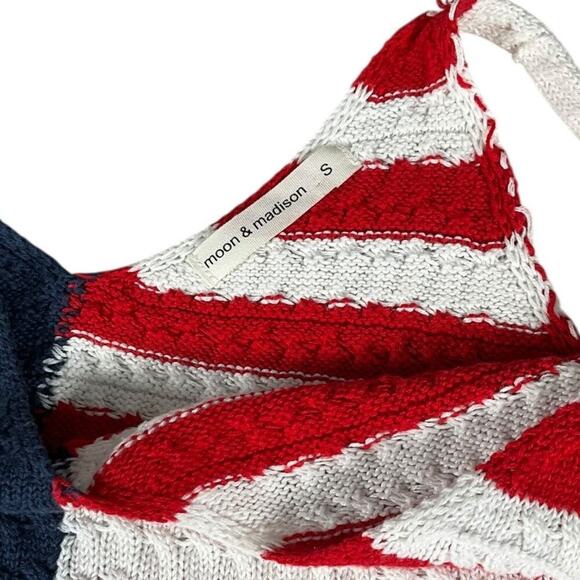 Moon & Madison American Flag Knit Tank Top Red White Blue Breathable Size Small - Picture 6 of 9